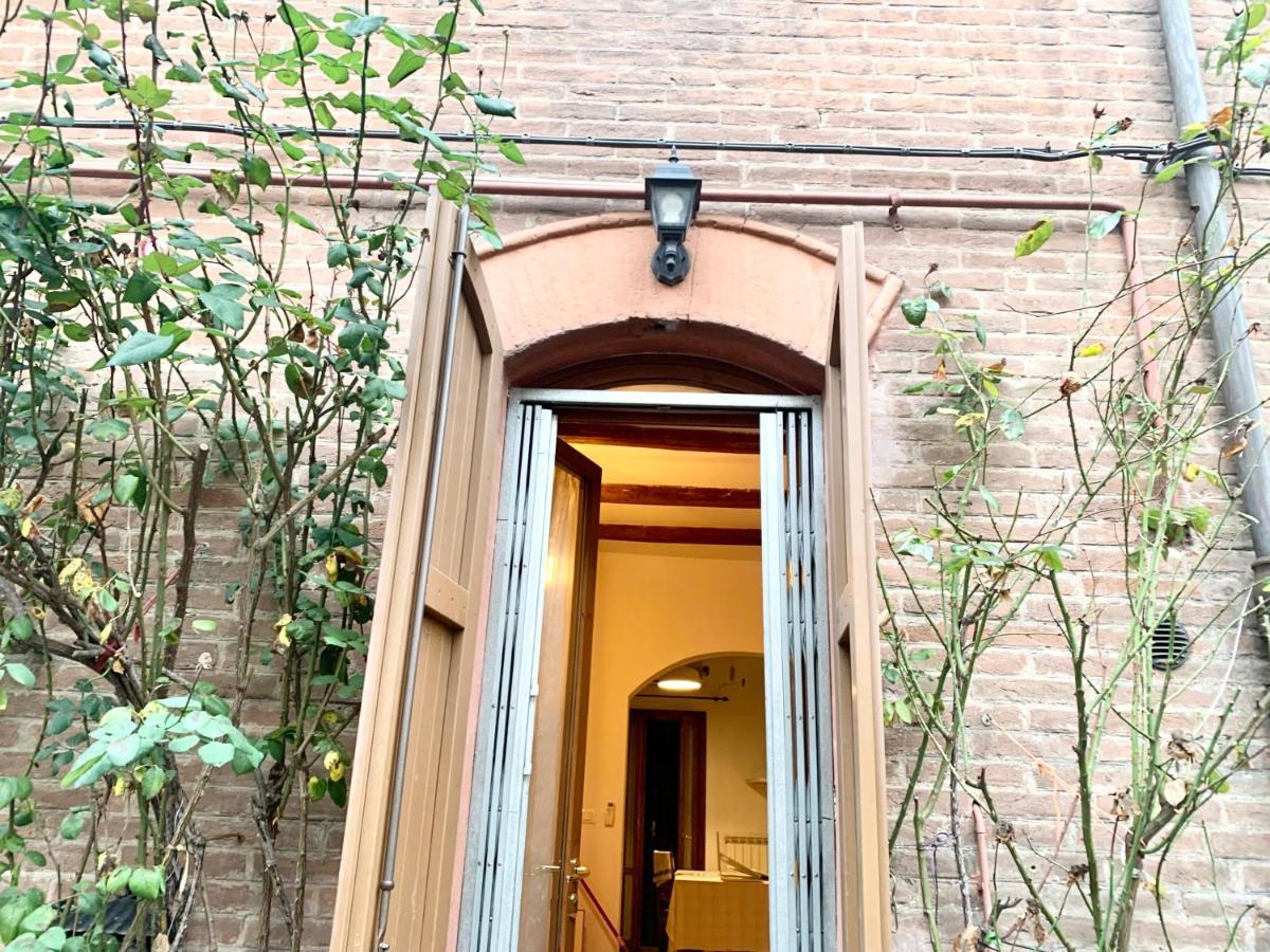 Апартаменти Casina Delle Rose Болонья Екстер'єр фото